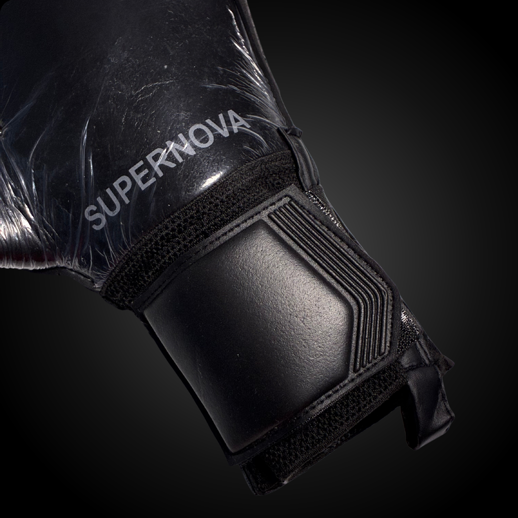 Guantes de Arquero Profesional Supernova - Negro y Gris