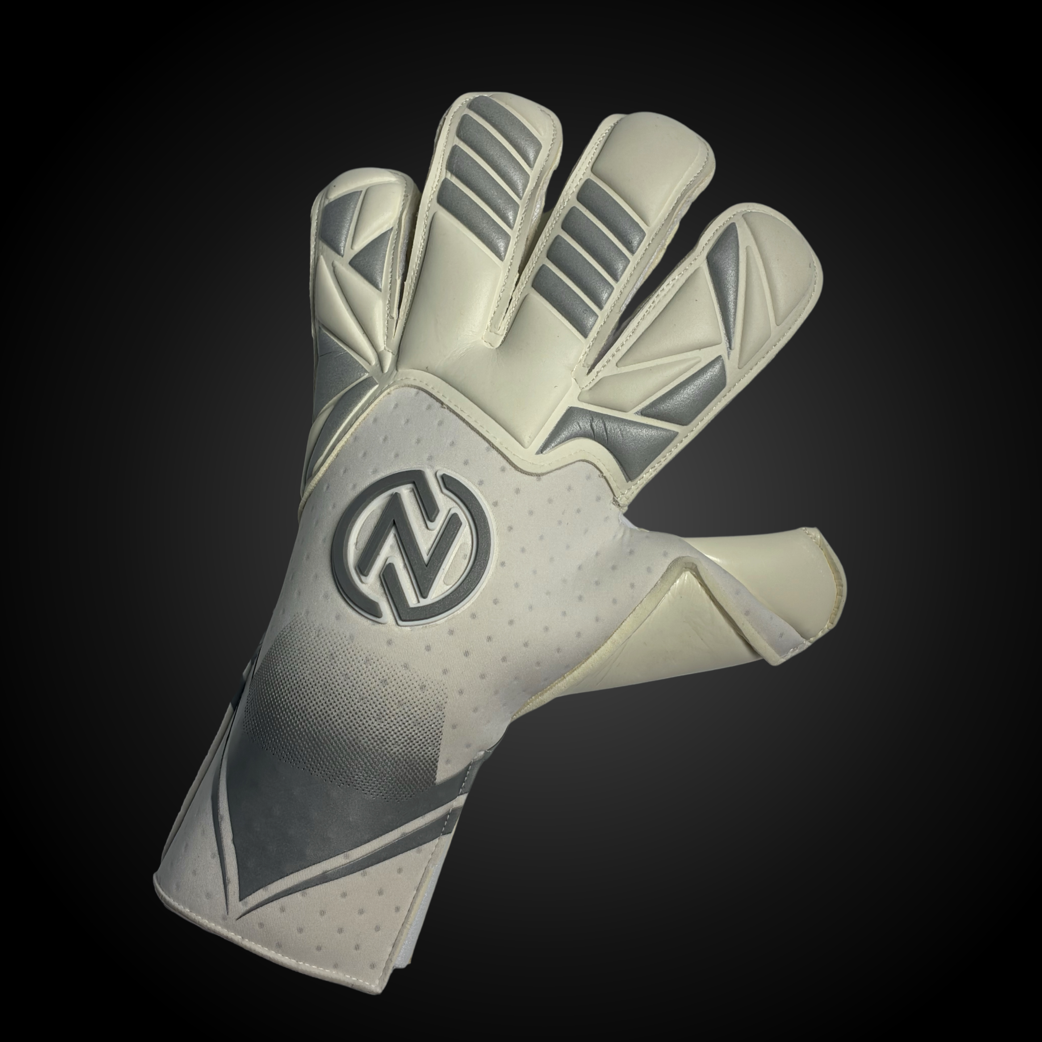 Guantes de Arquero Profesional NovaOne 3.0 Silver Edition - Blanco y Plateado